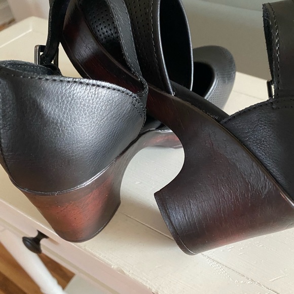 b.o.c woman’s Natasha clogs - Picture 5 of 10